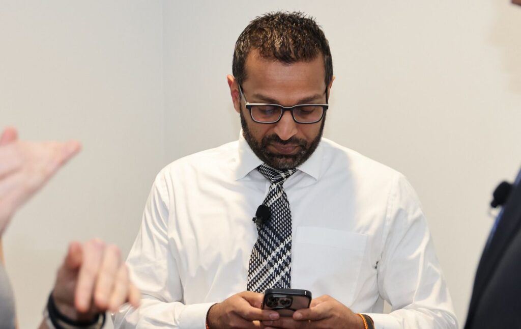 Злом пошти директора ФБР: США заплатять мільйони за інформацію про хакерів