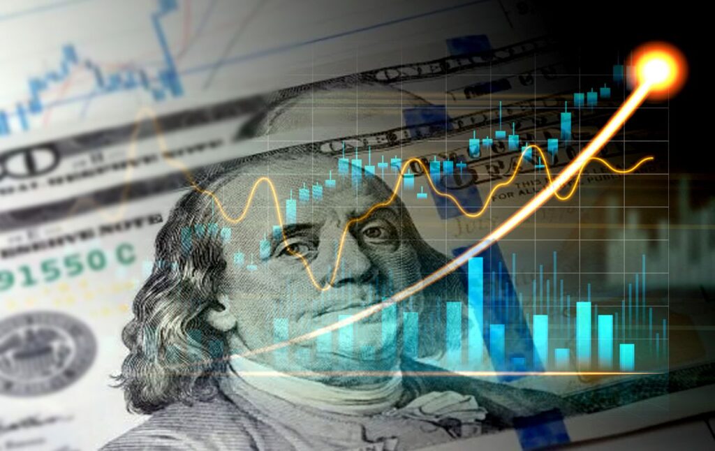 Попит вище пропозиції. Що чекати від курсу долара після Великодня та чи є дефіцит валюти в Україні