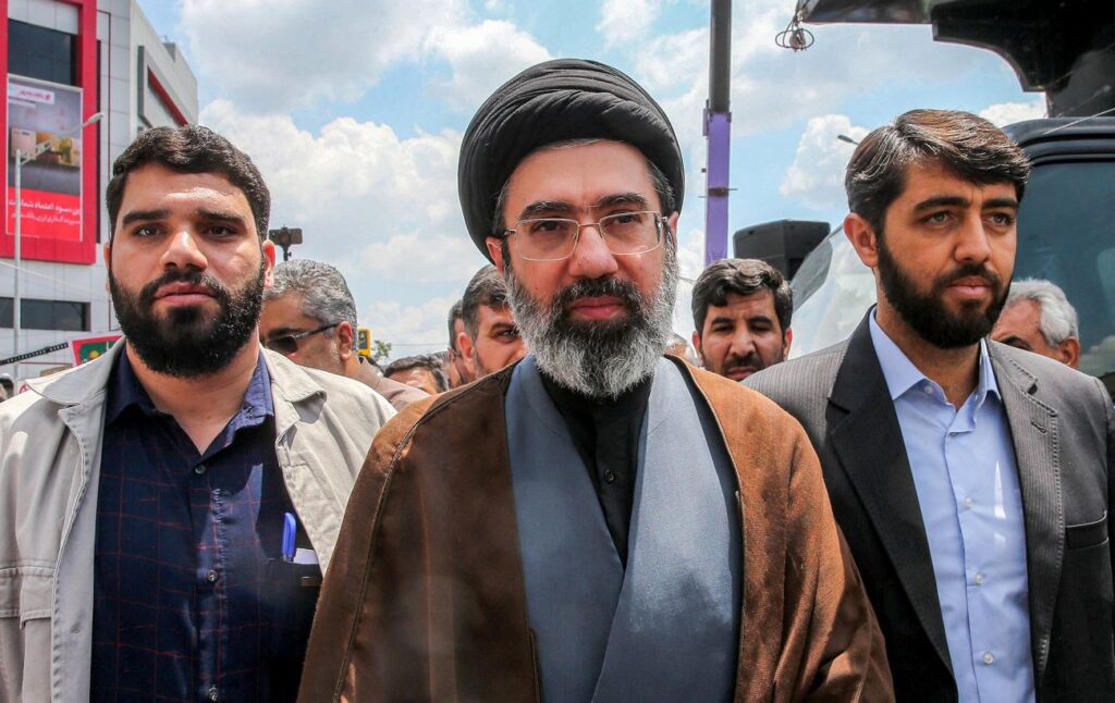 ЗМІ дізналися таємні деталі стану Моджтаби Хаменеї після удару США та Ізраїлю