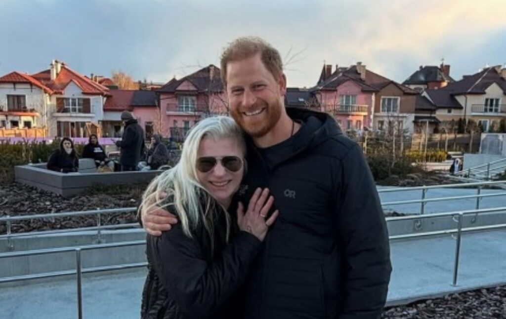 Парамедикиня