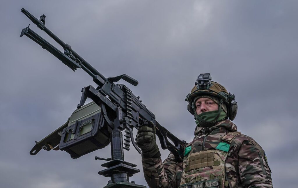 Дрони летіли з різних напрямків, майже 20 прильотів: як відпрацювала ППО по цілях РФ