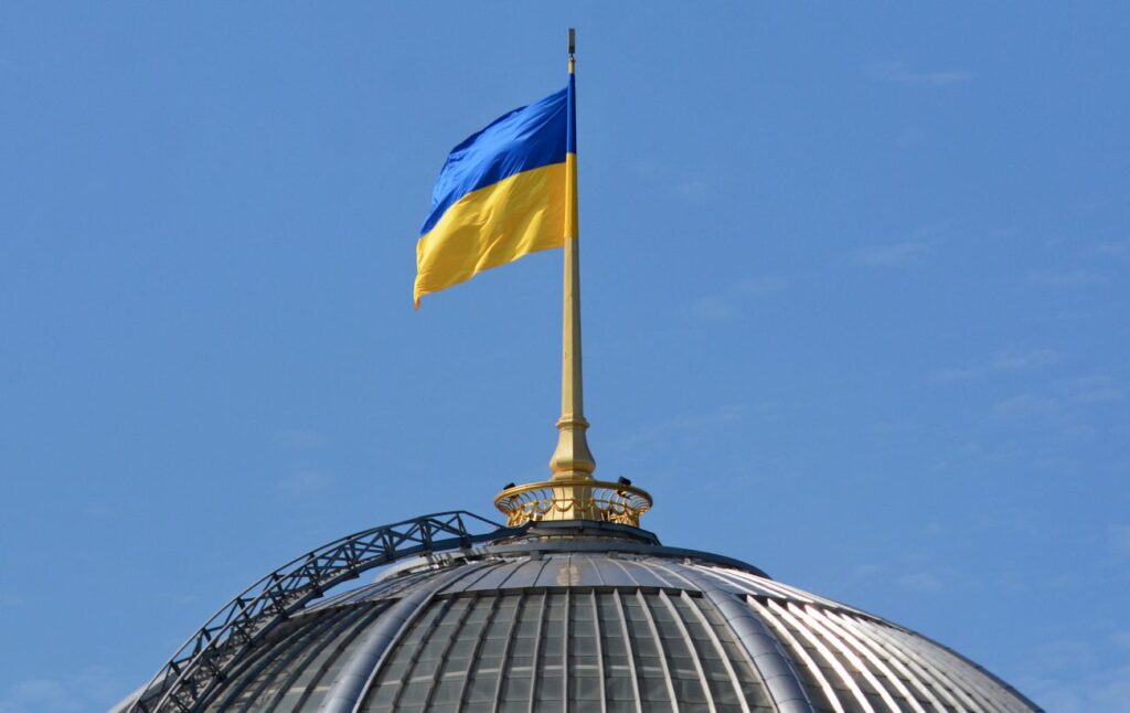 Помер один із нардепів, який ухвалював Конституцію України