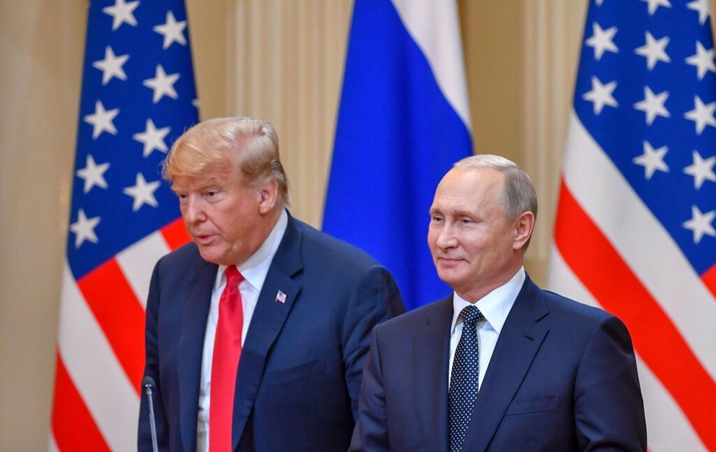 Трамп поговорив з Путіним, відправить посланців у Москву: що каже Кремль про дзвінок