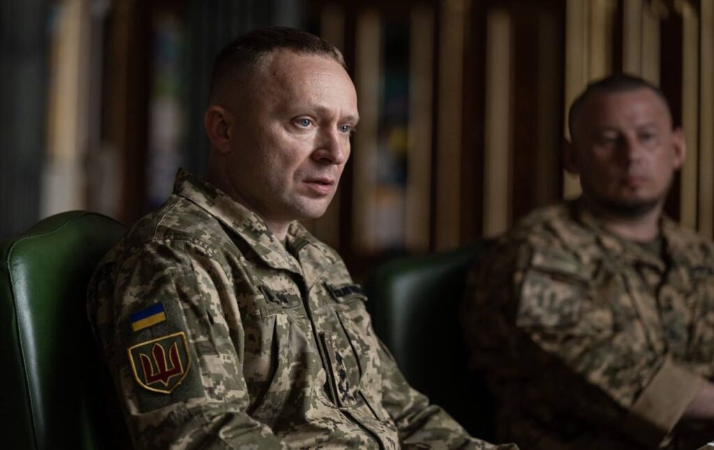 Зеленський шукає заміну Сирського, найімовірніший кандидат - Драпатий, - Bloomberg