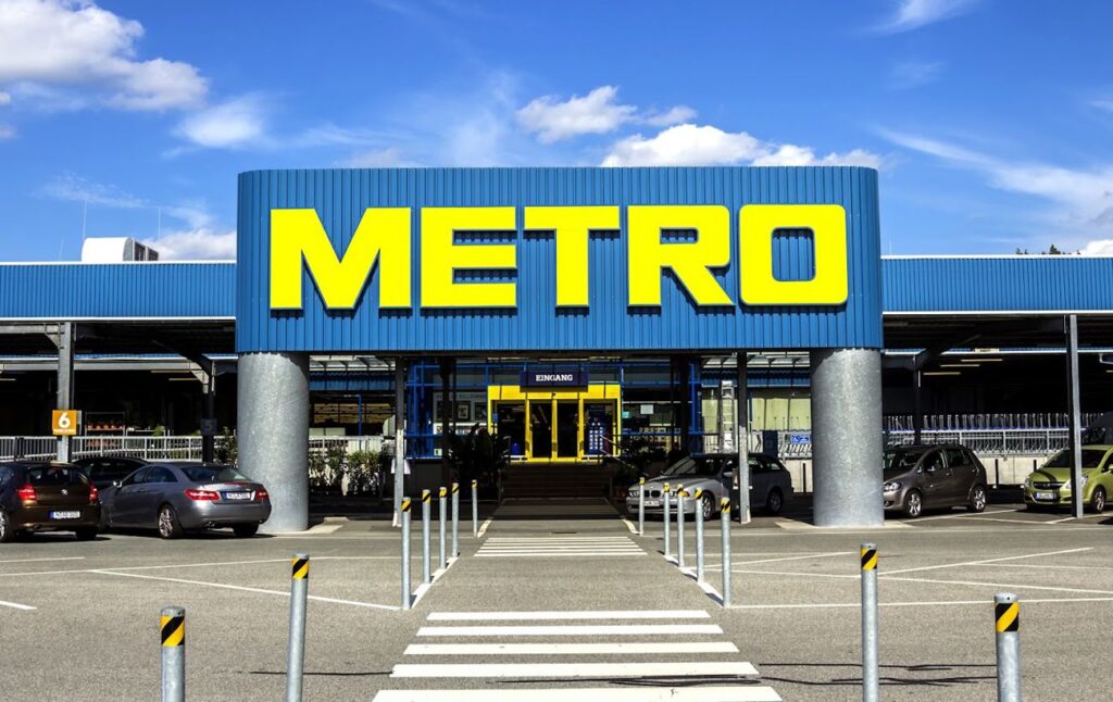 ТЦ METRO у Запоріжжі закривається через атаки росіян