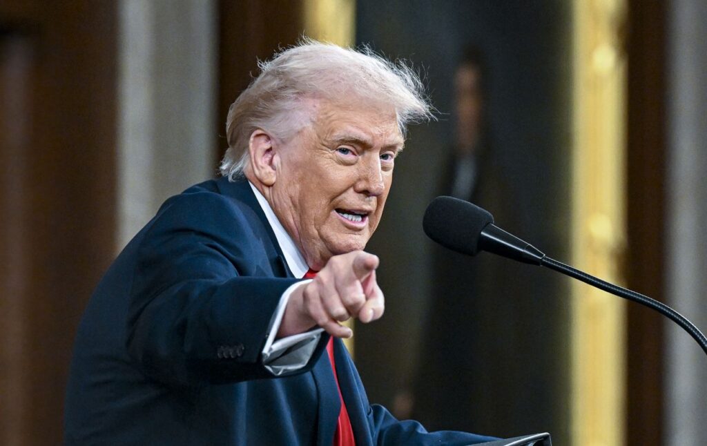 У Трампа шукають заміну режиму в Гавані серед лояльних політиків
